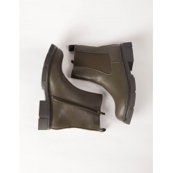 Classic Chelsea Boot