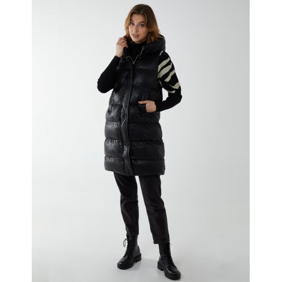 Hooded Puffer Gilet